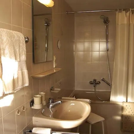 بيت ضيافة Haus Hubertus