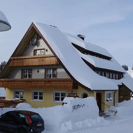بيت ضيافة Haus Hubertus Sankt Märgen